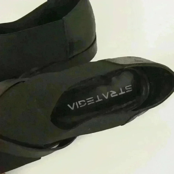 Strategia Multi Strap Leather Ankle Boots Booties Shoes - Picture 3 of 4